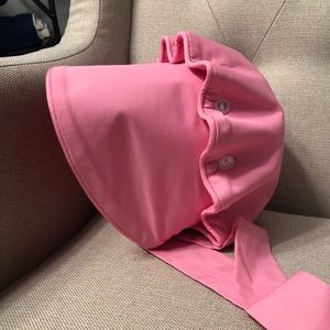 Hampton’s hot pink Beaufort bonnet